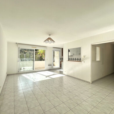 Appartement 3 pièces 230000 €