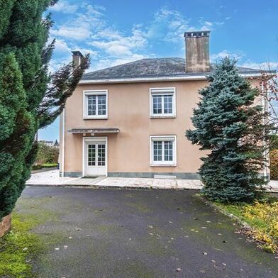 Maison 8 pièces 234300 €