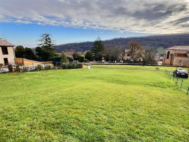 Terrain 760 m² à Poleymieux-au-Mont-d'Or — photo du bien