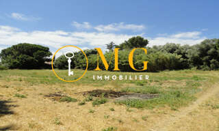 Terrain  1074 m² à vendre à Saint-Gilles (30800)