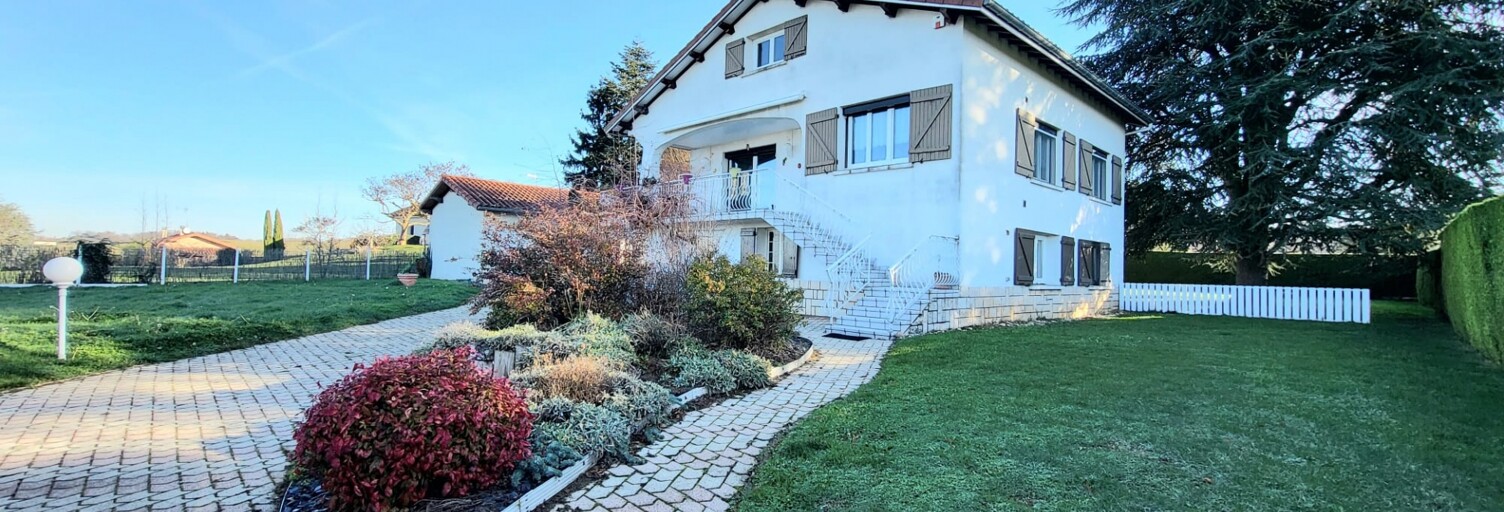 Maison 7 Pièces 237 m² à vendre à Saint-Bonnet-les-Oules (42330)