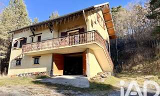 Maison 6 Pièces 124 m² à vendre à Montclar (04140)