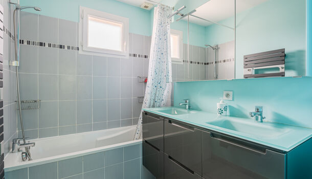 Villa / Maison 5 pièces  à vendre La Ciotat 13600