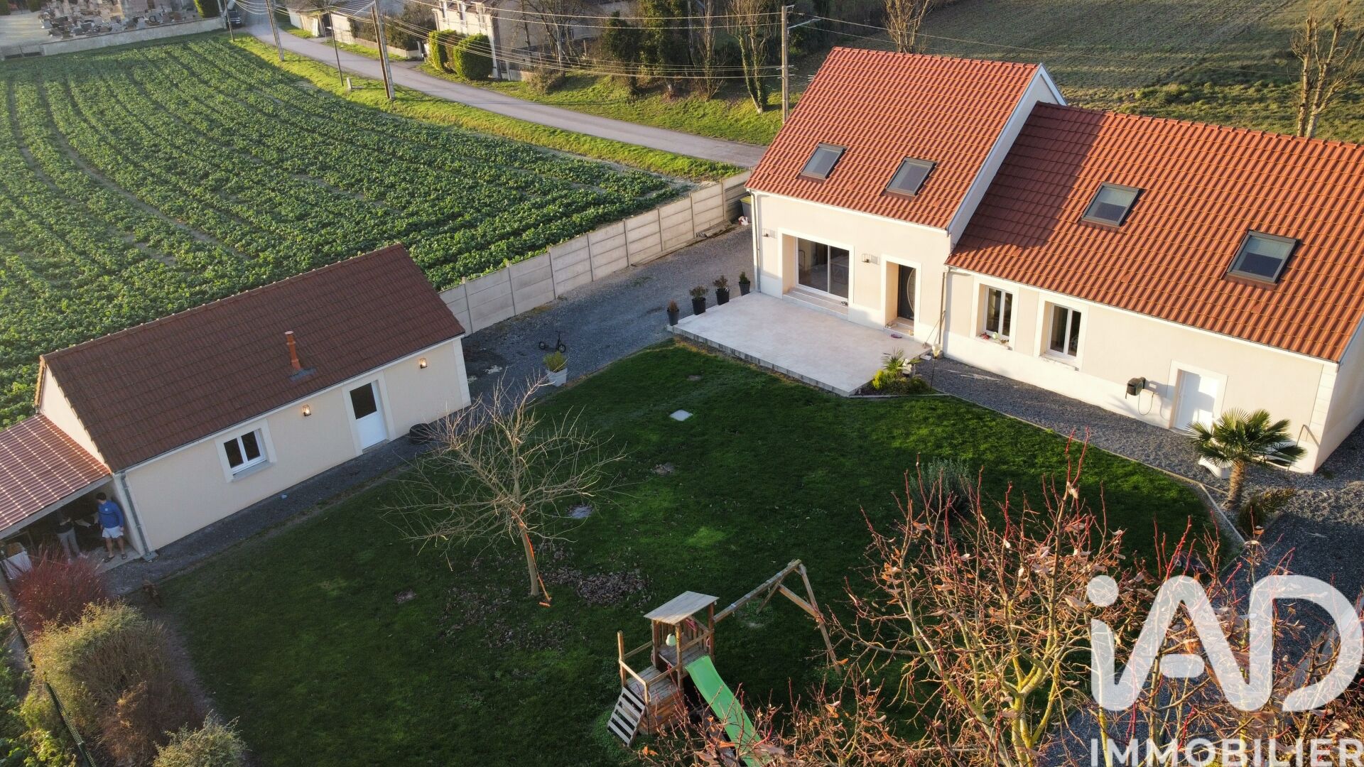 Ossey-Les-Trois-Maisons - 184m² - 8p.