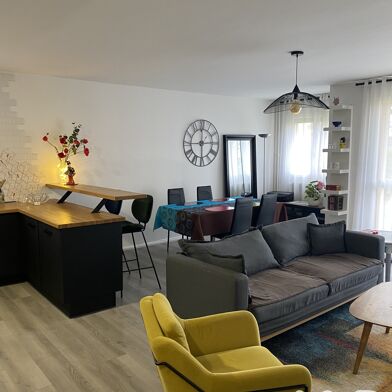 Appartement 4 pièces 315000 €