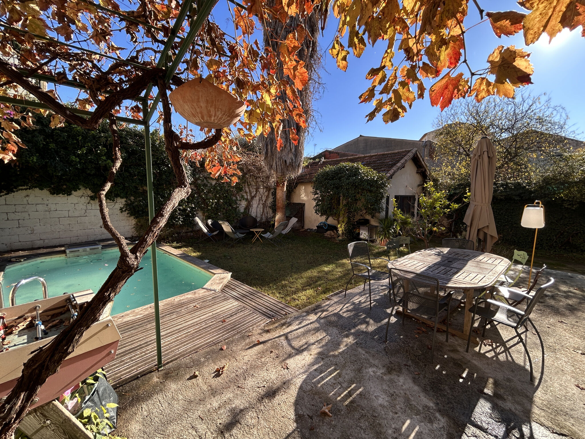 Villa / Maison  T8 à vendre Montpellier 34090