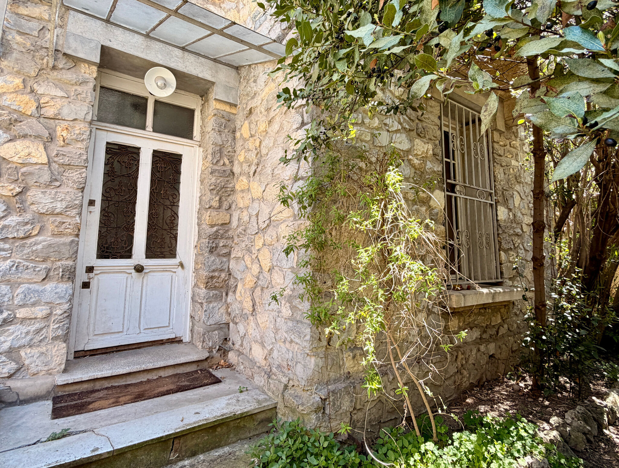 Villa / Maison  T8 à vendre Montpellier 34090