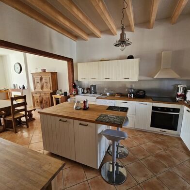 Maison 12 pièces 368000 €