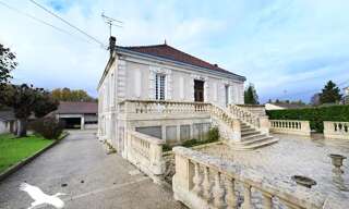 Maison 10 Pièces 357 m² à vendre à Vœuil-et-Giget (16400)