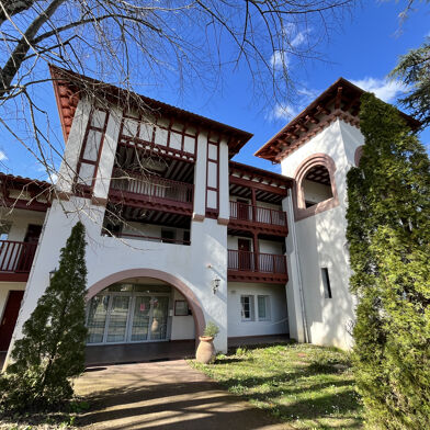 Appartement 2 pièces 560 €