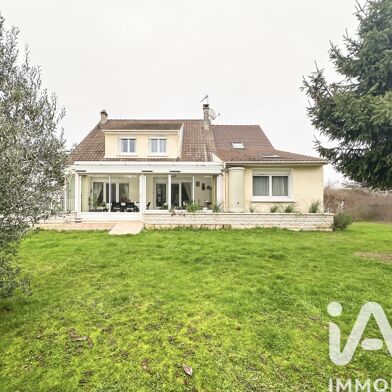 Maison 8 pièces 599000 €