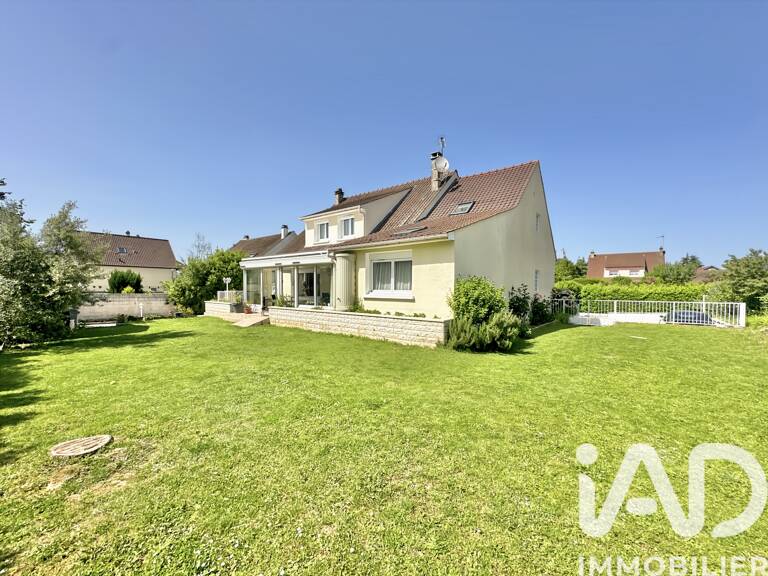 Vente Maison/villa 8 pièces — photo 1