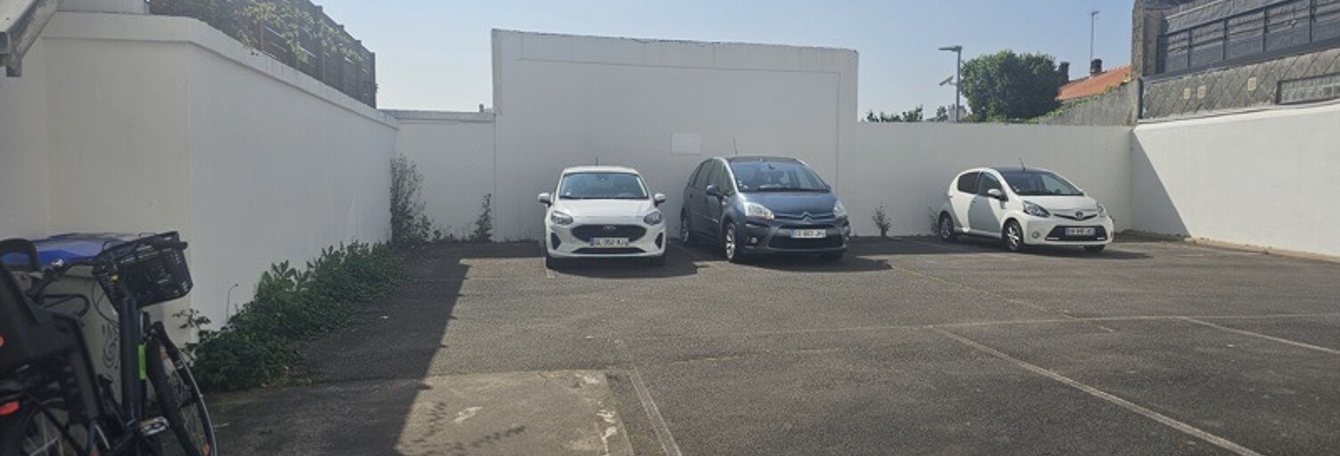 Garage   m² à vendre à Nantes (44000)