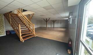 Commerce  172 m² à louer à Theix-Noyalo (56450)