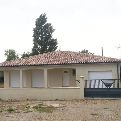 Maison 4 pièces 880 €