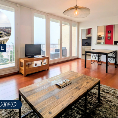 Appartement 4 pièces 285000 €