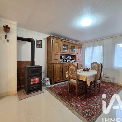 Maison 8 pièces 77000 €