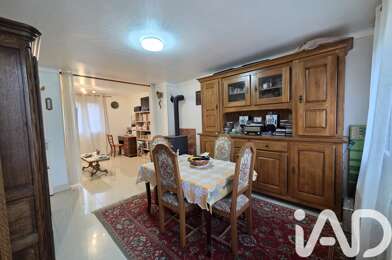 Maison 8 pièces 77000 €