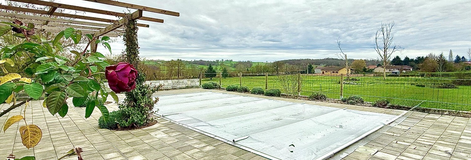 Maison 8 Pièces 170 m² à vendre à Chenay-le-Châtel (71340)