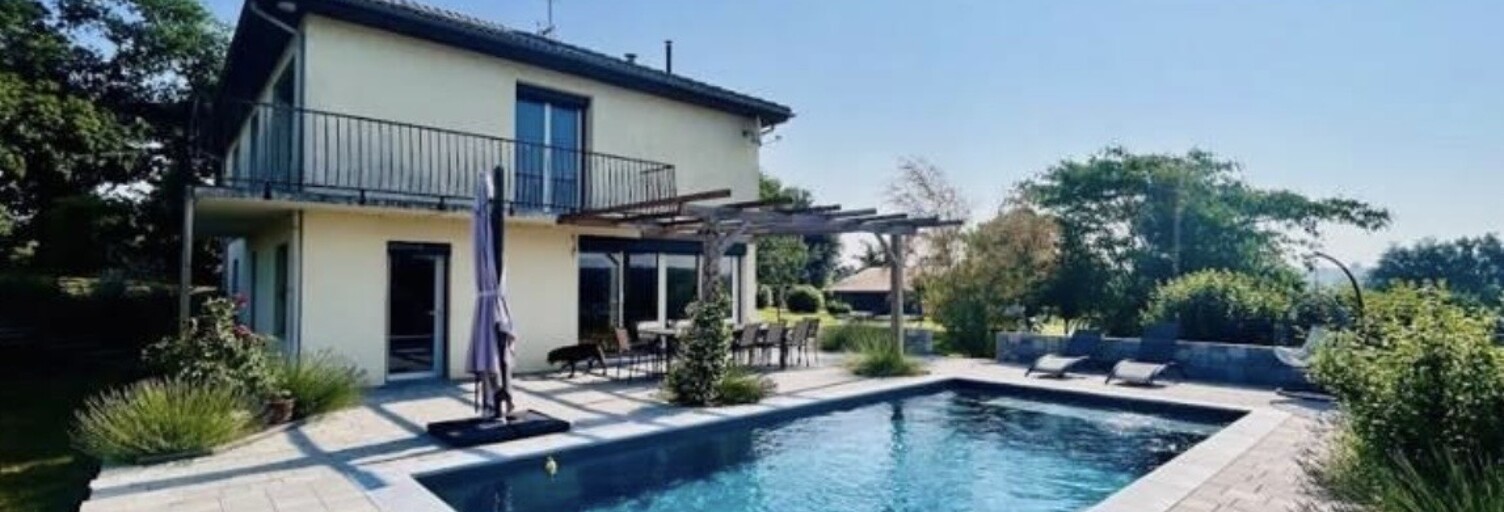 Maison 8 Pièces 170 m² à vendre à Chenay-le-Châtel (71340)