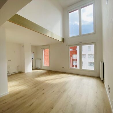 Appartement 4 pièces 1328 €