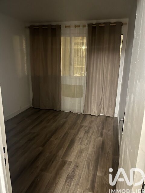 Appartement à louer, 1 pièces, 11 m², Grigny