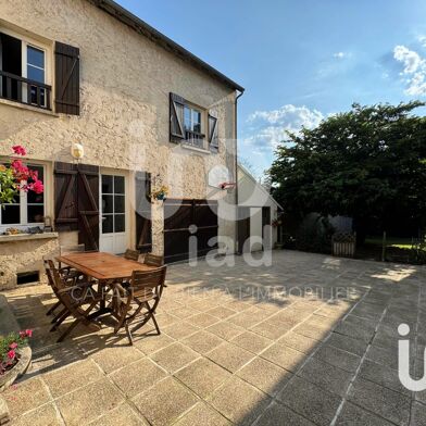 Maison 9 pièces 382000 €