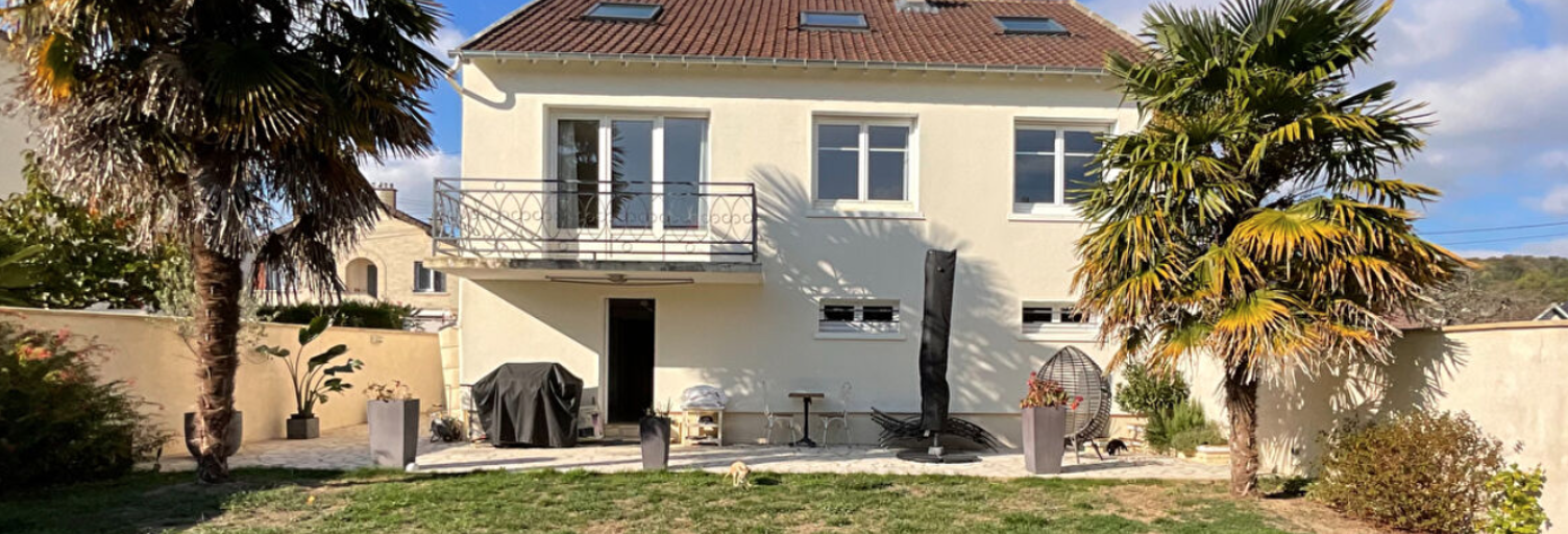 Maison 6 Pièces 205 m² à vendre à Chanteloup-les-Vignes (78570)