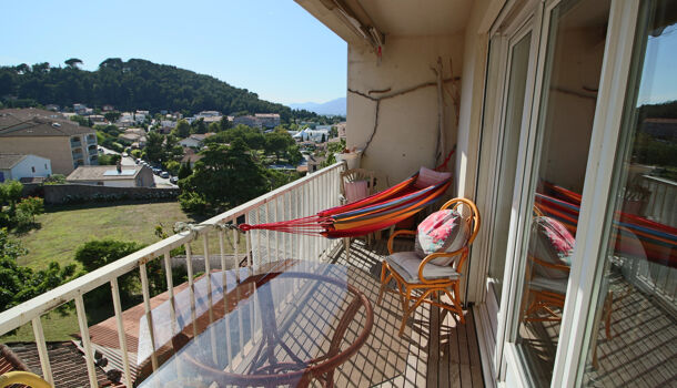 Appartement 4 pièces  à vendre Hyères 83400