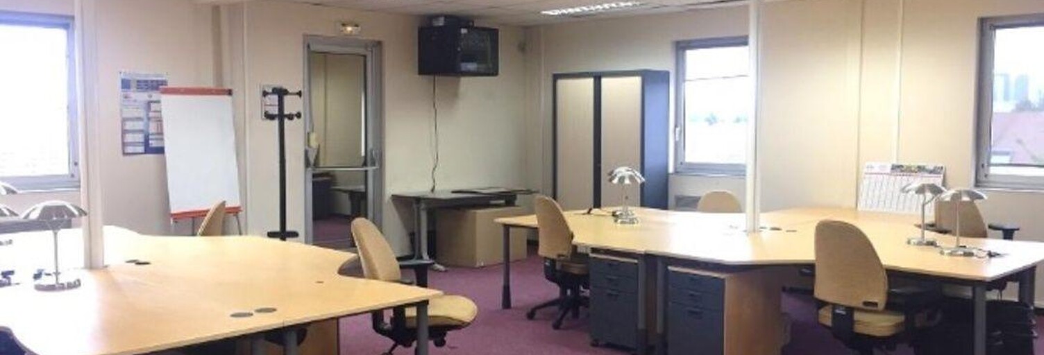 Bureau  134 m² à louer à Houilles (78800)