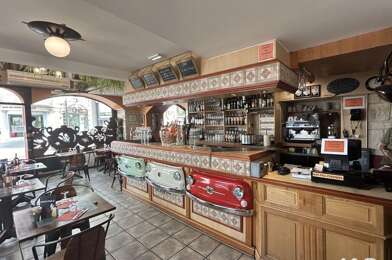 Commerce  895000 €