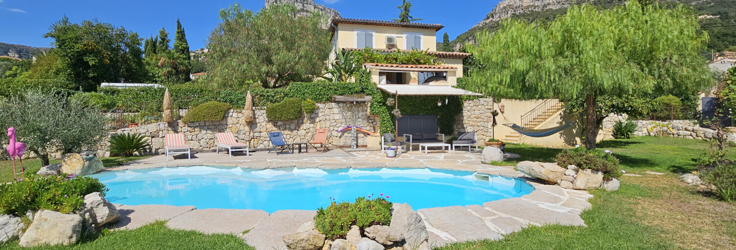 Maison 7 Pièces 180 m² à vendre à Saint-Jeannet (06640)