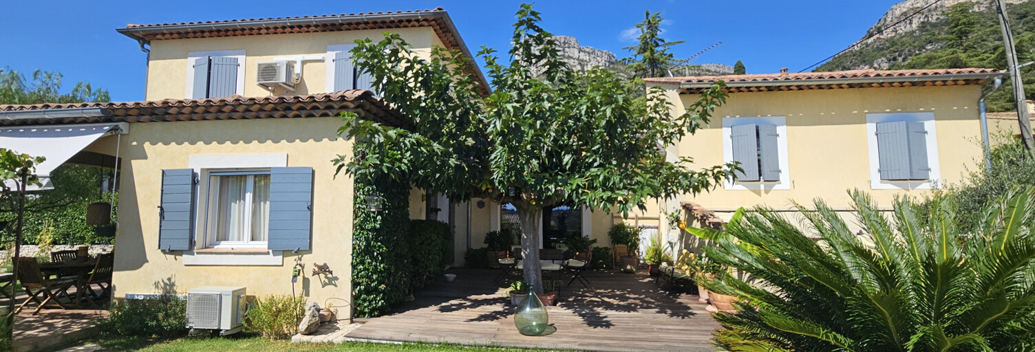 Maison 7 Pièces 180 m² à vendre à Saint-Jeannet (06640)