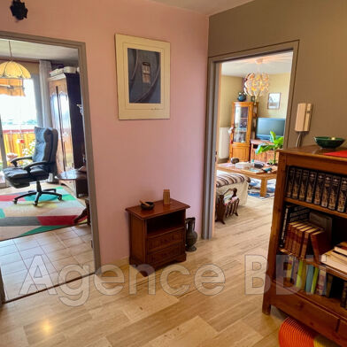 Appartement 4 pièces 217300 €