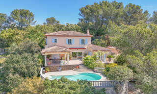 Maison 5 Pièces 194 m² à vendre à Pierrefeu-du-Var (83390)