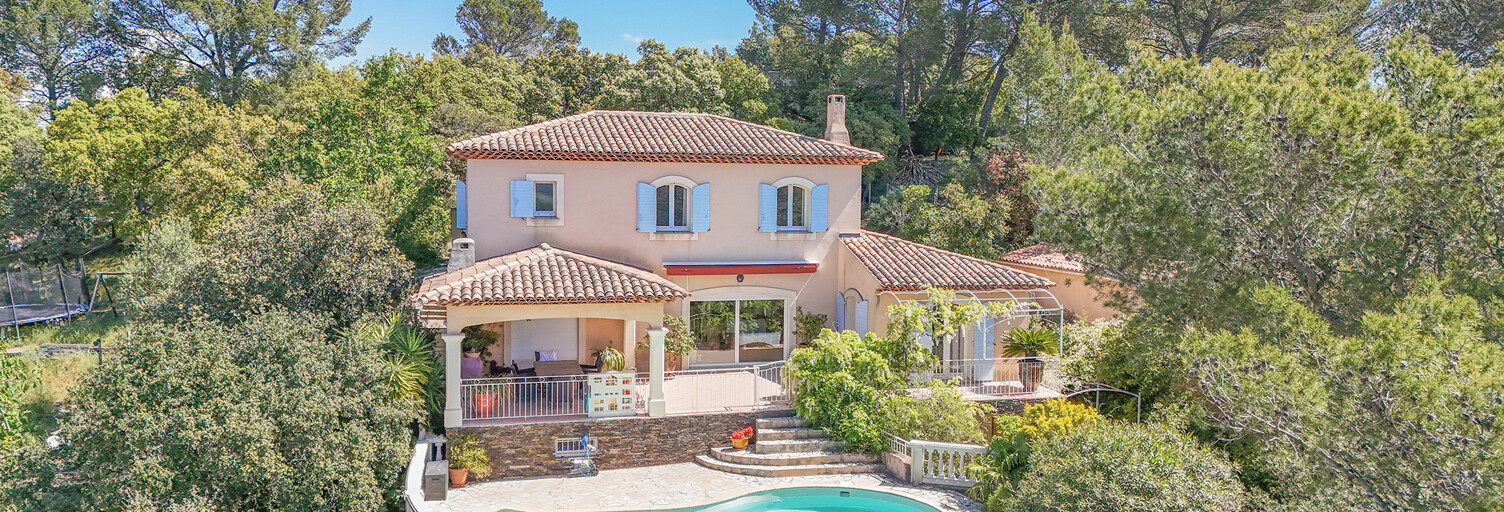 Maison 5 Pièces 194 m² à vendre à Pierrefeu-du-Var (83390)