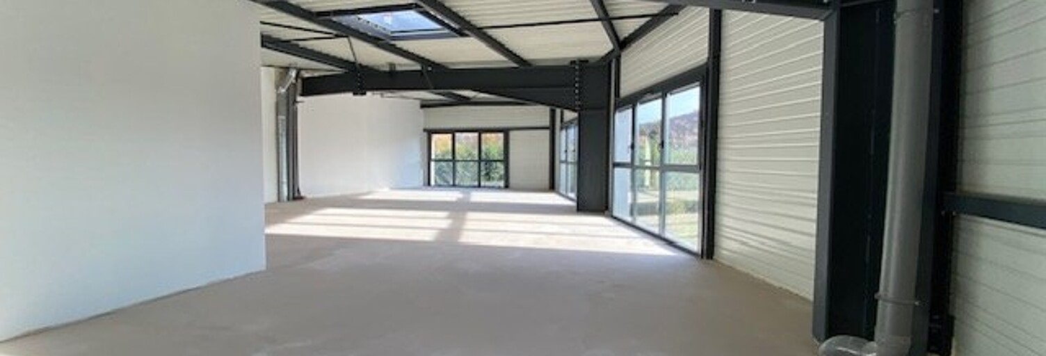 Commerce  144 m² à vendre à Sillingy (74330)