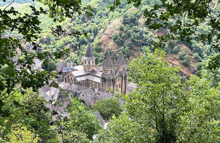 #CONQUES#AVEYRON#OCCITANIE#GRAND SITE#PLUSBEAUXVILLAGES#CHAMBRES D'HÔTES#CHEMINDESAINTJACQUES#COMPOSTELLE — photo 2