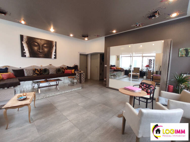 Avec double garage Grande maison de 205 m² avec 5 chambres et j — photo 1