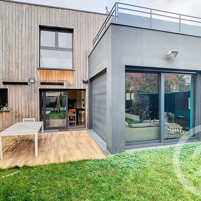 Maison 6 pièces 896000 €