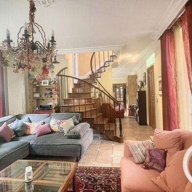 Maison 10 pièces 849000 €