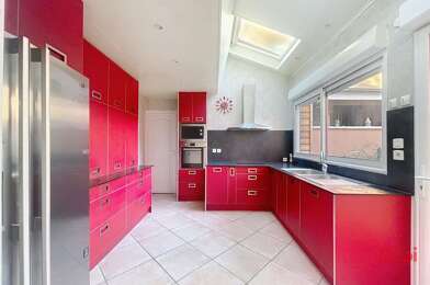 Maison 6 pièces 325000 €
