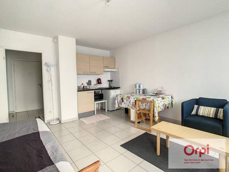 Appartement À Louer STUDIO MBL — photo 1