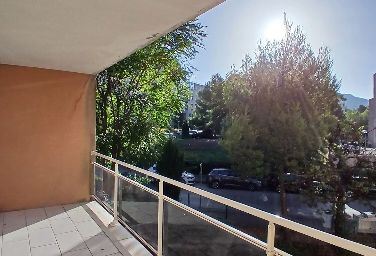 E02660033L-T4 -231 500€ - 77.51m²- — photo 1