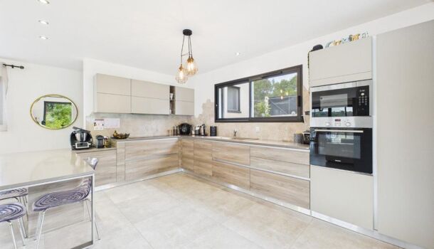 Villa / Maison 5 pièces  à vendre Afa 20167