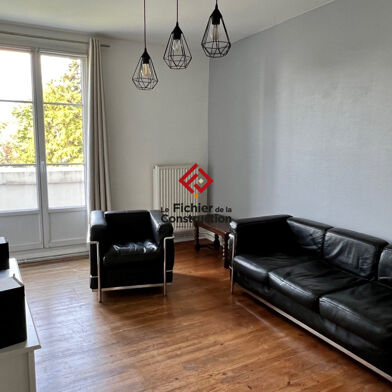 Appartement 2 pièces 713 €
