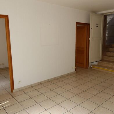 Bureau 3 pièces 128000 €