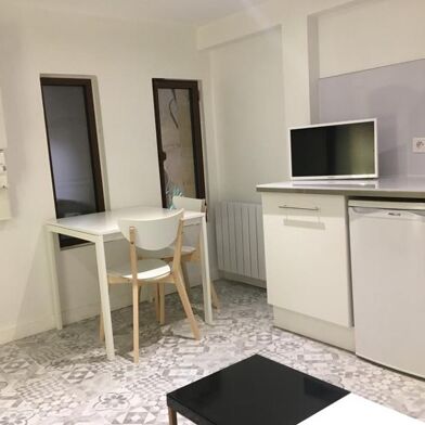 Appartement 1 pièces 750 €