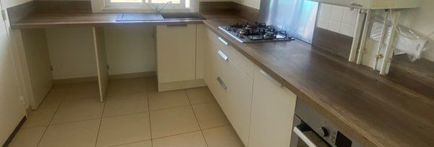 Maison 4 Pièces 90 m² à louer à Saint-Pierre-d'Aurillac (33490)