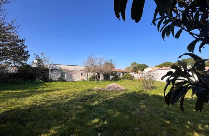Terrain à vendre Grande Parcelle de 1 165 m² RARE à 2 pas du port de la flotte en cours de bornage — photo 2